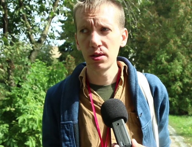 Антон Романов розповів про оголений не театр у Луцьку. ВІДЕО