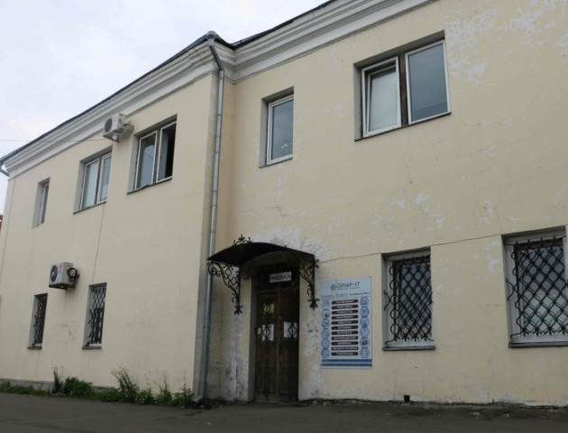 У колишньому видавництві «Ініціал» уже келія, де мешкає дві монахині