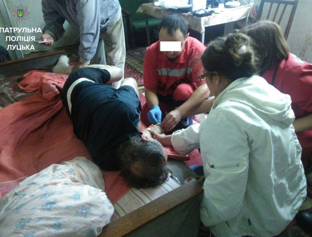 У Луцьку патрульні за день врятували два життя