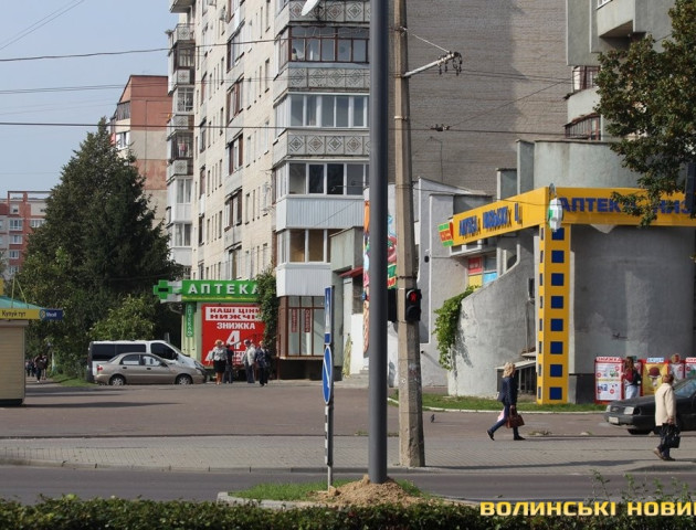 У Луцьку на пішохідних переходах з'являться ліхтарі