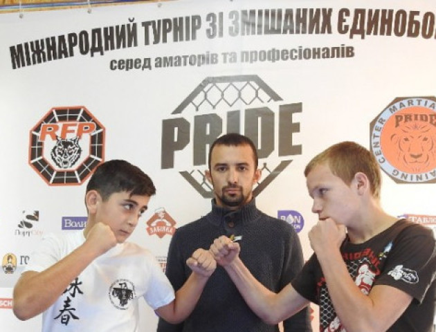 У Луцьку «билися поглядами» спортсмени із України, Білорусі та Азейбарджану
