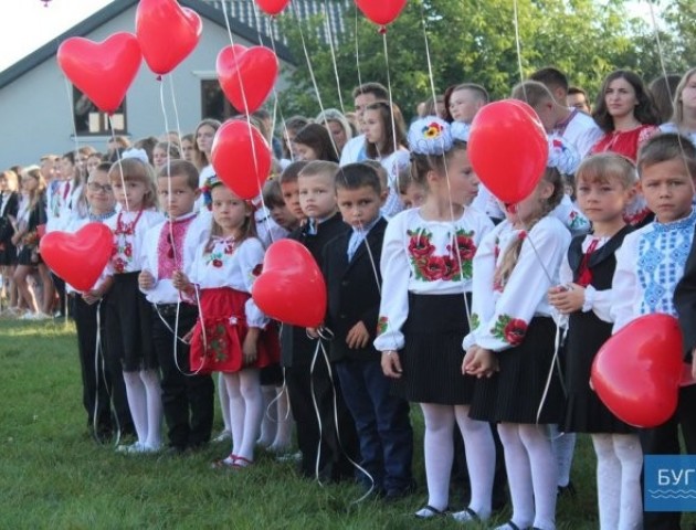 Цьогоріч у школах Волині побільшало «першачків»