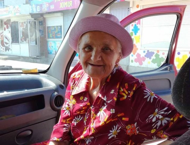 Пішла з дому і не повернулася: у Луцьку пропала бабуся