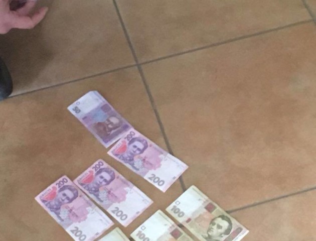 На Волині на хабарі викрили сільського голову