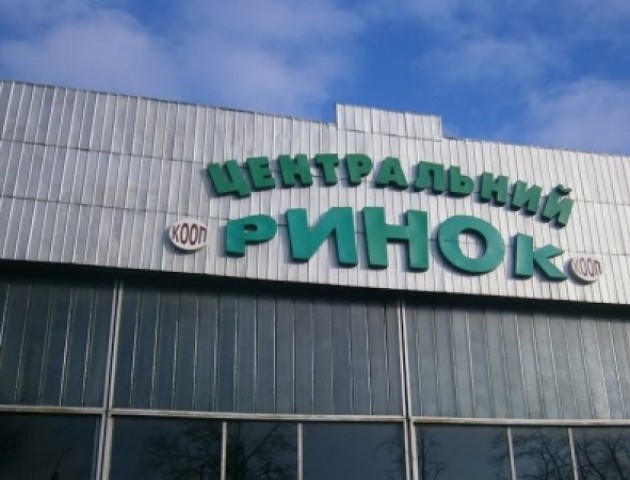 Луцьким підприємцям підняли на 50% оренду місць на Центральному ринку