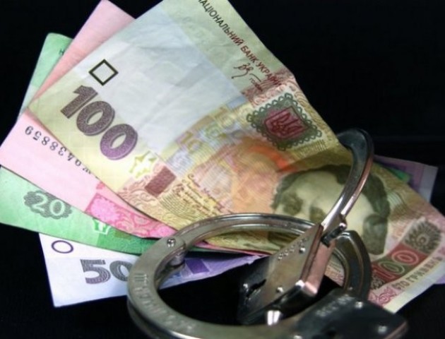 У Києві служба безпеки ПриватБанку вилучила велику партію фальшивої гривні