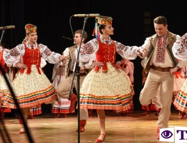 З танцями та піснями: Волинський народний хор відзначає 40-річний ювілей. ФОТО