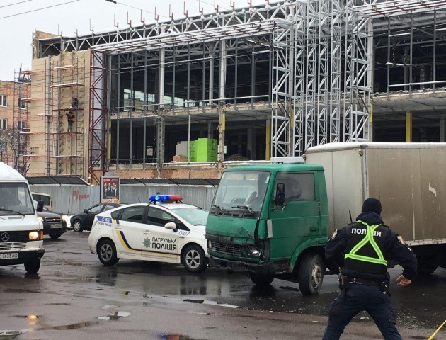 Через аварію на Рівненській ускладнений рух