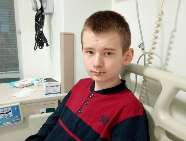 Операцію призначили, а всієї суми ще нема: 13-річному волинянину терміново збирають кошти