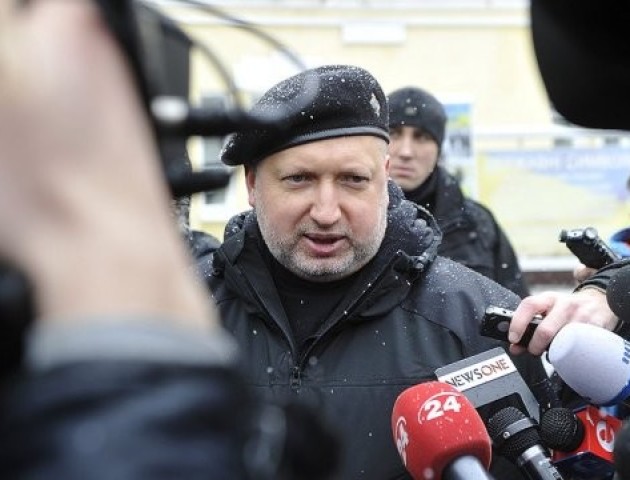Закон про реінтеграцію Донбасу не виключає силового шляху звільнення територій, – Турчинов