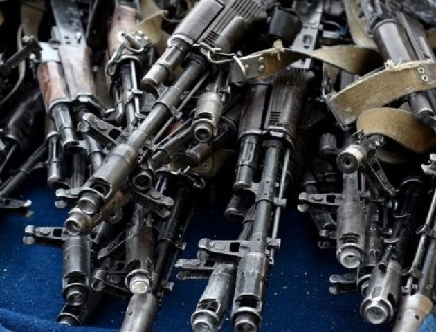 Канада може надати Україні до 100 тисяч автоматів: названо умови