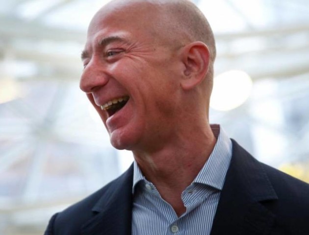 Голова Amazon розбагатів на $1 мільярд за день