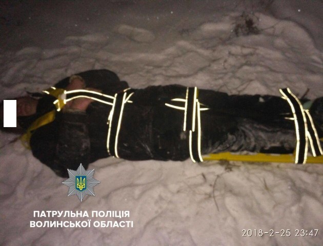 У Луцьку чоловік провалився крізь підлогу та впав на бетон. ВІДЕО