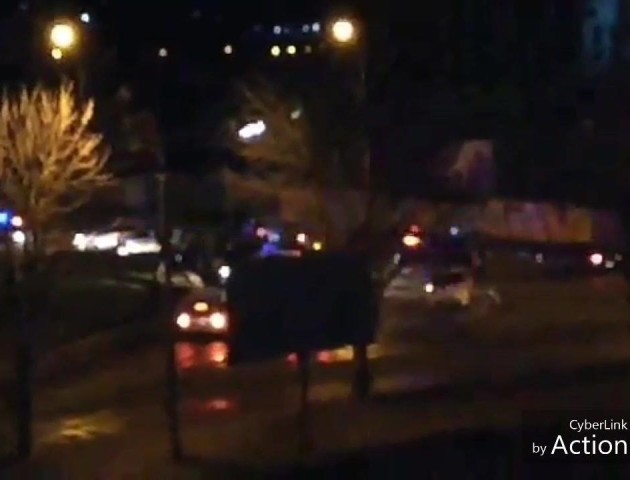 У Рівному десять машин патрульних ловили п'яного водія «BMW» на польських номерах. ВІДЕО