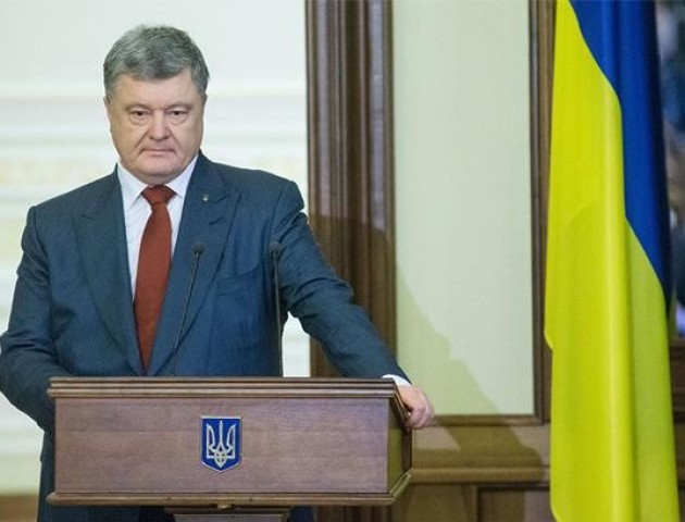 Порошенко: бідність впливає на нацбезпеку України
