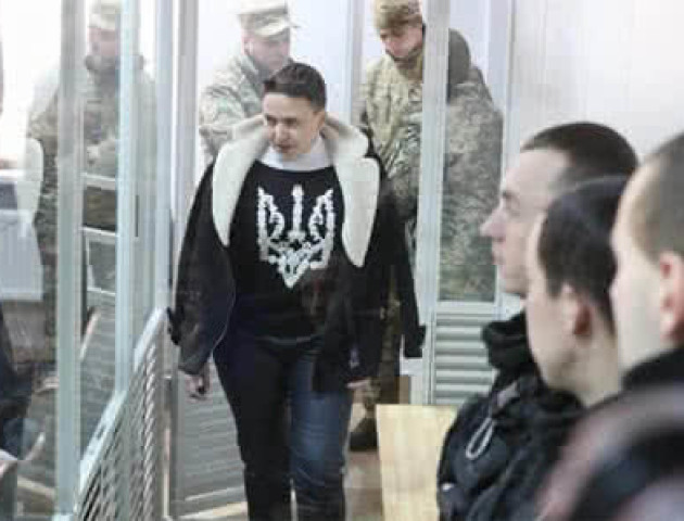 Савченко голодує, їй дали гарячу воду й душ