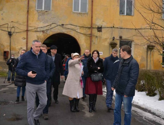 Депутатам вдалося  зупинити «інформаційний гвалт» в Олиці