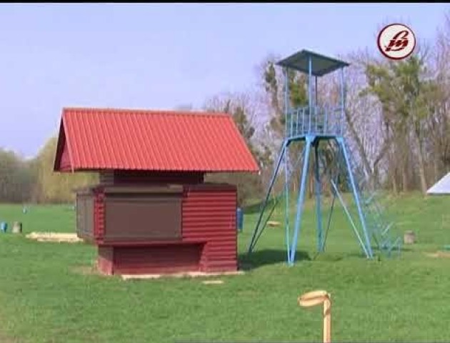 Відпочивальники у Луцьку відкрили купальний сезон. ВІДЕО