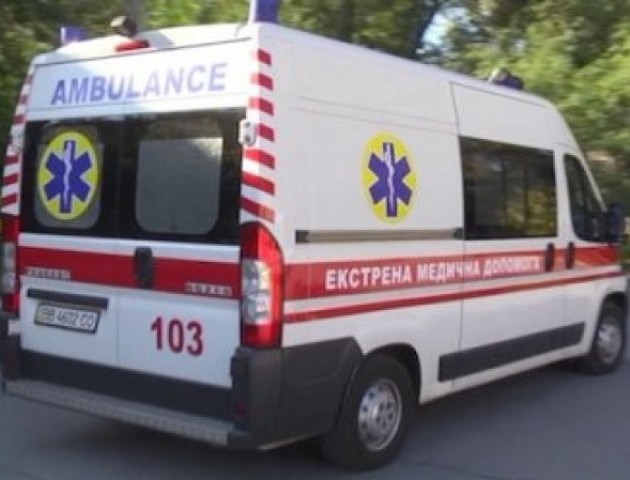 Повідомили, у якому стані жінка, яку у Луцьку збив «ВАЗ»