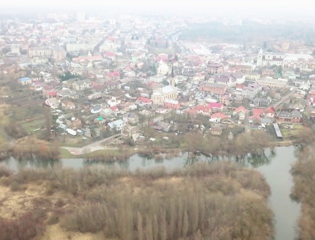 Весна близько:  Луцьк «прокидається» після морозів. ВІДЕО