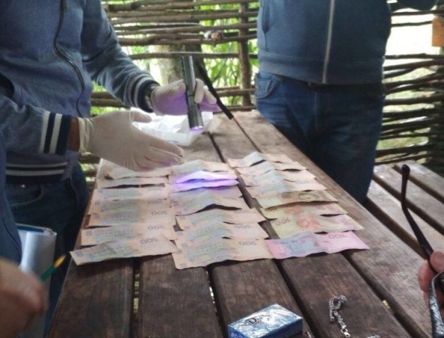 На Волині зловили поліцейського на хабарі у 10 тисяч