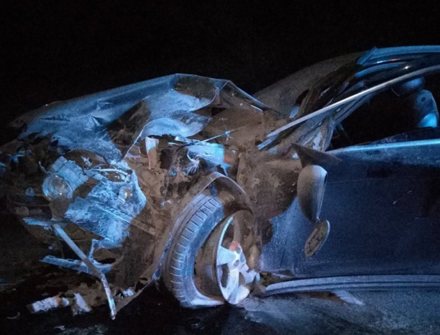 У селі поблизу Луцька трапилася ще одна моторошна аварія: водії – в реанімації. ФОТО