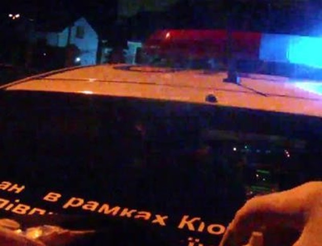 Вночі у Луцьку рятували чоловіків з пораненнями. ВІДЕО
