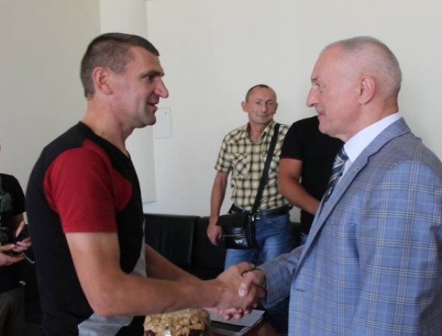 Волинський «кіборг» подякував Олександру Савченко