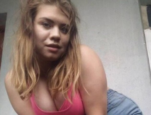 Як відома модель plus-size відпочиває на Світязі