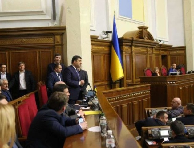 На хабарі затримали топ-чиновників