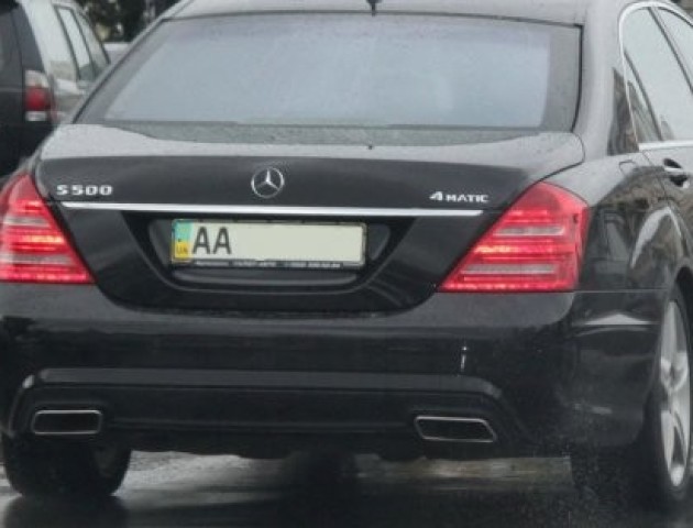 Які нові автомобільні номери з'являться в Україні