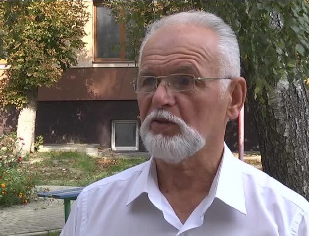 У Луцьку люди з інвалідністю майже місяць не можуть вийти з будинку. ВІДЕО
